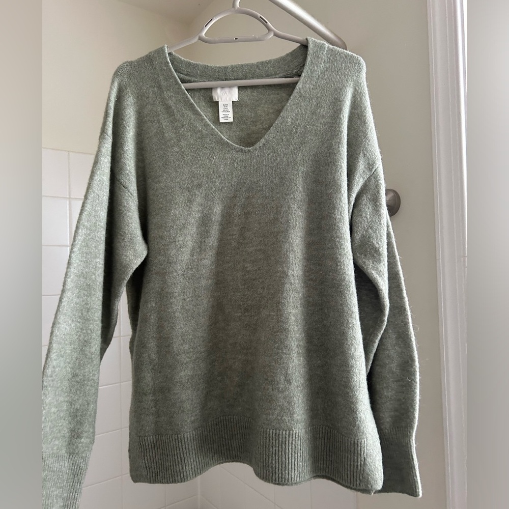 H&M women’s sweater